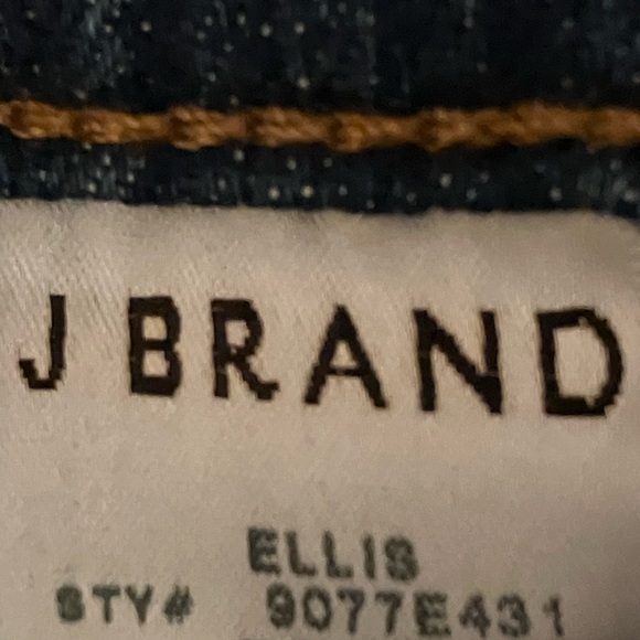 J Brand Ellis - Size 28 - Picture 3 of 4